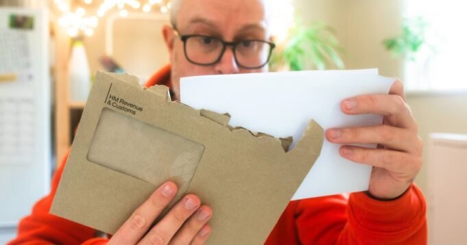 L'HMRC pubblica un aggiornamento e dice "scusa" con 5,65 milioni