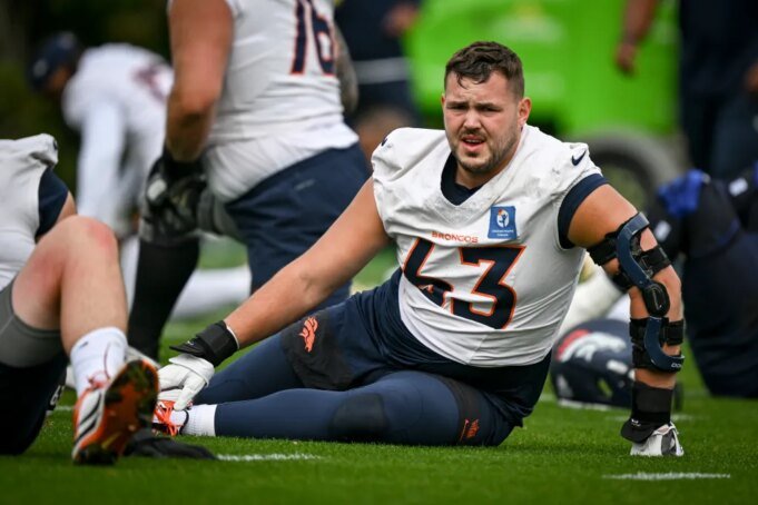 L'OL dei Broncos Alex Palczewski è "scioccato" nel ricevere il