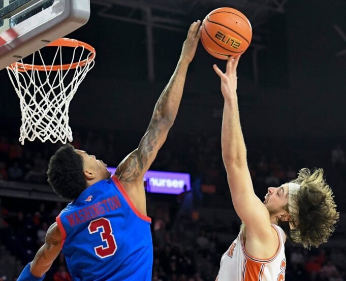 La SMU si riprende in tempo per visitare Virginia Tech