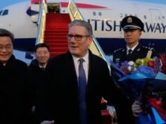 La visita del leader britannico in Cina è un atto di equilibrio tra commercio, sicurezza nazionale e Trump