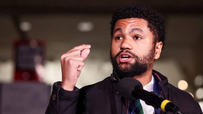 L'agente Maxwell Frost accusato di aggressione al Sundance Film Festival