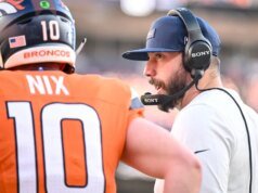 L’allenatore dei Broncos QB Davis Webb si è ritirato dall’inseguimento dei Raiders HC