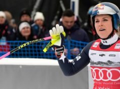 Lindsey Vonn si è infortunata al ginocchio in un incidente in discesa una settimana prima delle Olimpiadi
