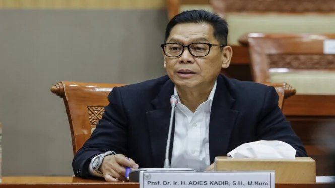 Motivi per sostituire la Commissione III Innocentius ed eleggere Addis