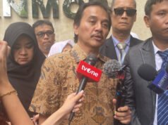 Non solo l’avvocato, Agi Sudjana Polda lo ha detto anche a Ray Surya a Metro Jaya