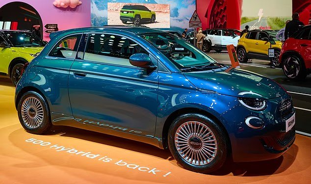 Nonostante le ingerenze politiche, la Fiat preme sull'acceleratore con una