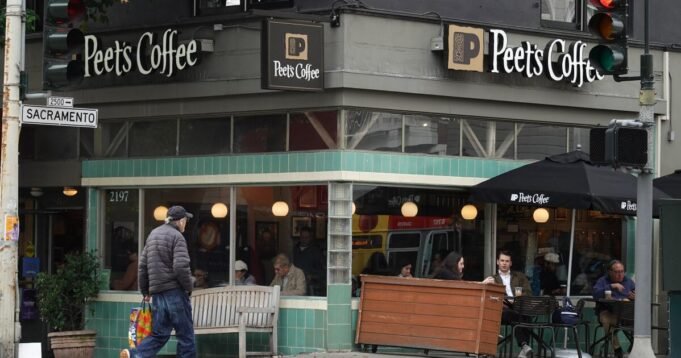 Peet's Coffee sta chiudendo i punti vendita nel sud della