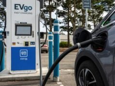 Perché la ricarica rapida potrebbe finalmente conquistare gli scettici americani sui veicoli elettrici