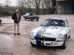 Richard Hammond sta vendendo quattro delle sue auto preferite… e tu puoi comprarle all’asta