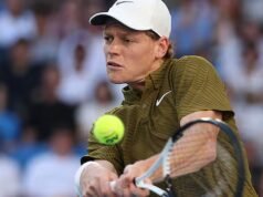 Sinner estende a 18 la sua serie di vittorie consecutive agli Australian Open e si qualifica per i quarti di finale maschili