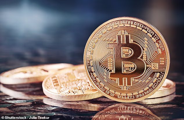 Small Cap Movers: London BTC lancia la strategia di copertura