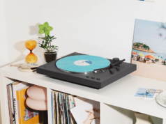 Sorpresa, Sony ha 2 nuovi lettori Bluetooth: PS-LX3BT e PS-LX5BT.