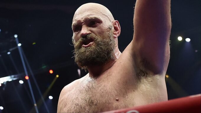 Tyson Fury spiega il secondo annullamento del pensionamento in tre