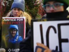 Un giudice statunitense ordina al capo dell’ICE di comparire in tribunale per spiegare perché ai detenuti viene negato il giusto processo