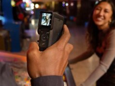 Viaggia nel tempo con la telecamera cinematografica Instax Mini Evo di Fujifilm