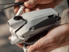 Vuoi riprese cinematografiche senza una fotocamera completa? Questo pacchetto di droni 8K 360 ha uno sconto di $ 300