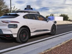 Waymo innesca un’altra sonda sull’asse del robot che sorpassa gli scuolabus fermi