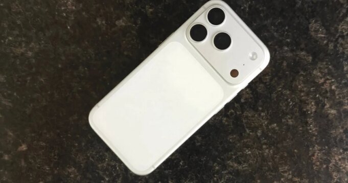 iPhone 18 potrebbe evitare un brutto trend di aumento dei