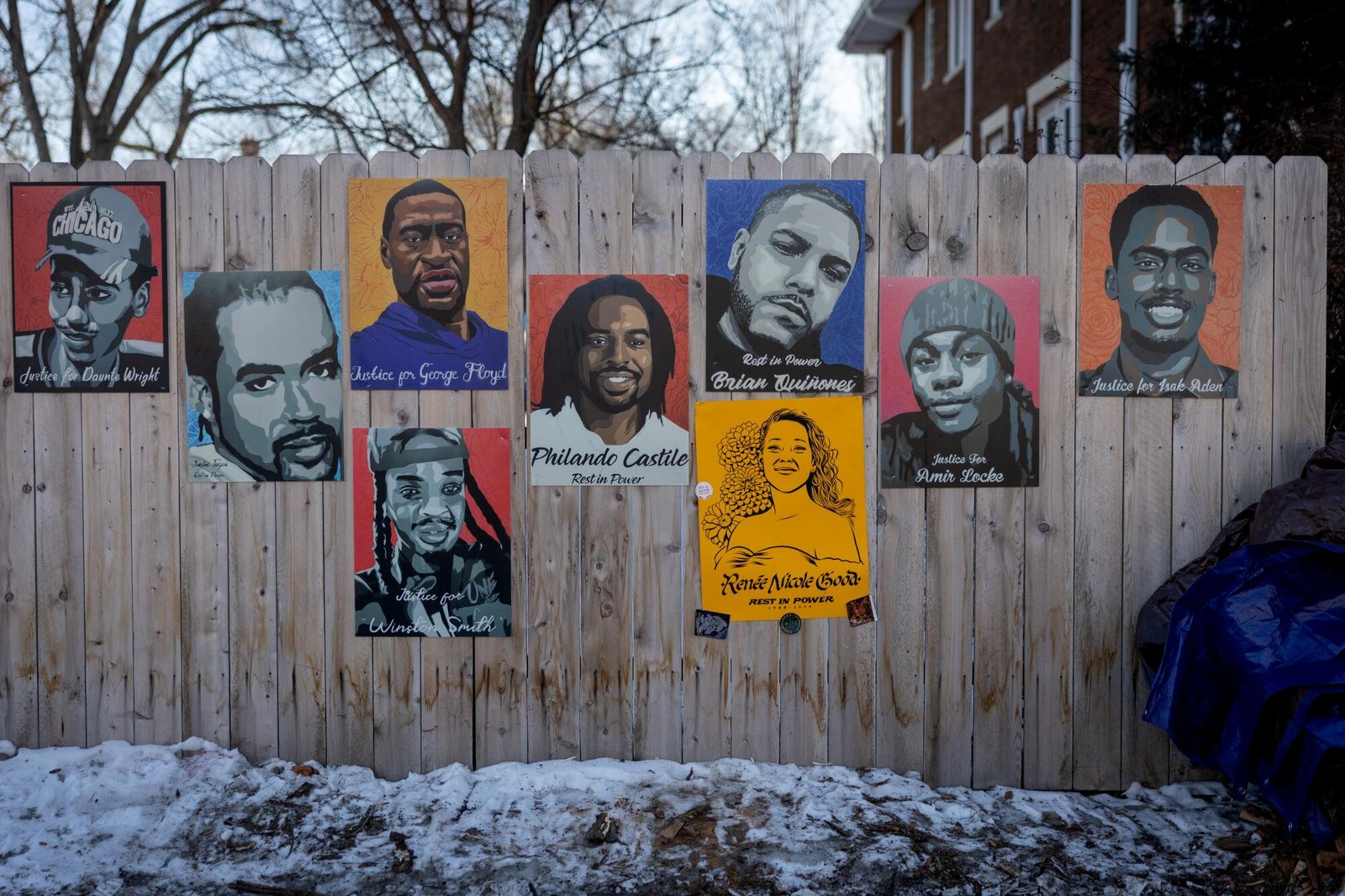 Un memoriale a Renee Goode nel luogo in cui le hanno sparato