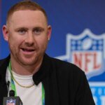 Allenatore dei Bills, il GM si aspetta che Davis Webb dei Broncos chiami il giocatore