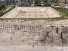 Dopo l’incendio, le società idriche di Altadena, duramente colpite, hanno lottato per rimanere a galla