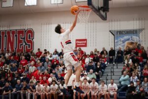 Guidato da quattro giocatori d’impatto, il basket maschile di Chaparral ha gli occhi puntati sul titolo statale di Classe 6A