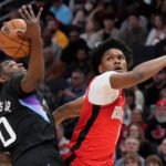 Smith segna 31 punti, Thompson ne aggiunge 20 mentre i Rockets battono i Jazz