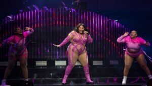 Lizzo, Labrinth, Ricky Martin e Hugh Jackman preparano la formazione estiva per fare il loro debutto a Ravinia
