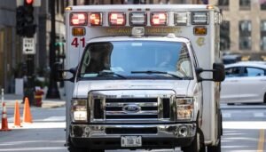 Un morto accoltellato in casa Roseland